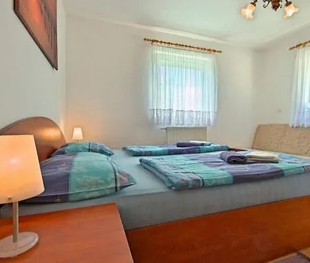 Apartment House Nevenka *